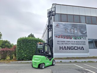 Four wheel front forklift Hangcha XC35i - 11