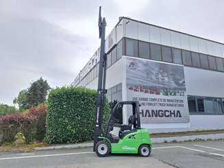 Four wheel front forklift Hangcha XC35i - 8