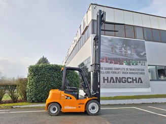 Four wheel front forklift Hangcha XE38i
