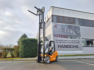 Four wheel front forklift Hangcha XE38i