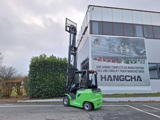 Four wheel front forklift Hangcha AE25-I - 10