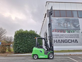 Four wheel front forklift Hangcha AE25-I - 9