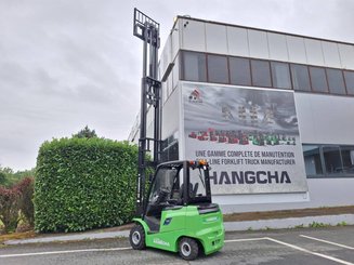 Four wheel front forklift Hangcha AE25-I