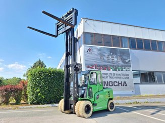 Four wheel front forklift Hangcha X100I - 2