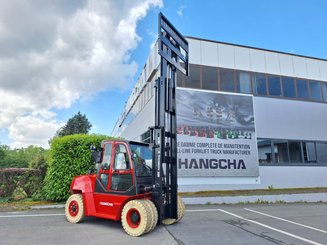 Four wheel front forklift Hangcha XF70G