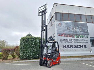 Four wheel front forklift Hangcha XF18G-2