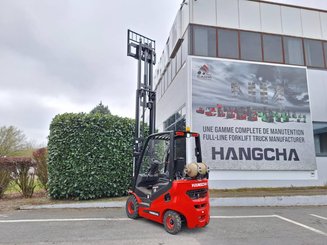 Four wheel front forklift Hangcha XF18G-2