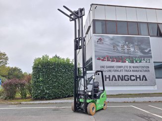 Four wheel front forklift Hangcha XC18i