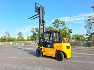 Four wheel front forklift Hangcha R50G - 10