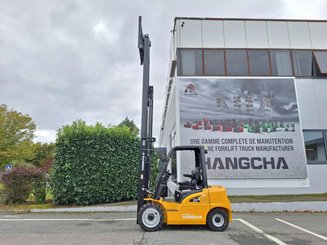 Four wheel front forklift Hangcha XE30i (CPD30-XEY2-SI)