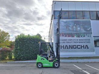 Four wheel front forklift Hangcha XC18i - 7