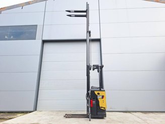 Stand-on pallet stacker Caterpillar NSR12N