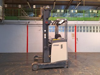 Reach truck Crown ESR5000-1.4 - 13