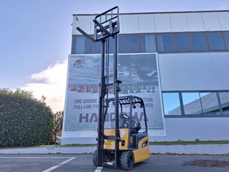 Three wheel front forklift Caterpillar EP16NT - 6
