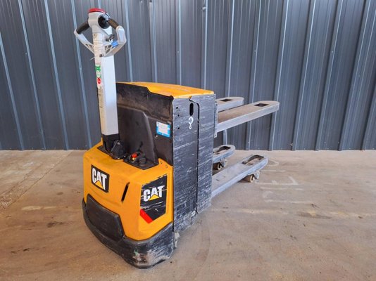 Pedestrian pallet truck Caterpillar NPP20N2E - 1