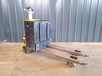 Pedestrian pallet truck Caterpillar NPP20N2E