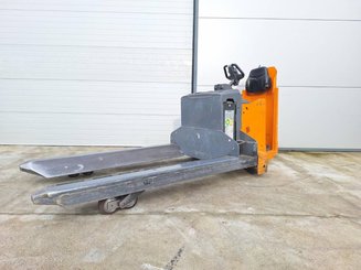 Stand-on pallet truck OMG 325P5 - 6