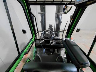 Four wheel front forklift Hangcha XC30i