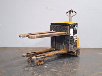 Pedestrian pallet truck Caterpillar NPP20N2E - 12