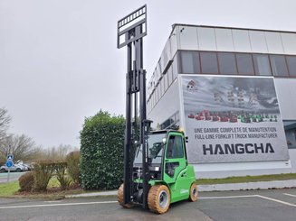 Four wheel front forklift Hangcha XC50i-600