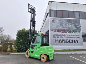 Four wheel front forklift Hangcha XC50i-600