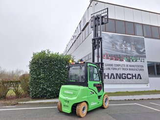 Four wheel front forklift Hangcha XC50i-600