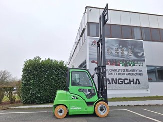 Four wheel front forklift Hangcha XC50i-600 - 9