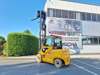 Four wheel front forklift Hangcha XE50i-600
