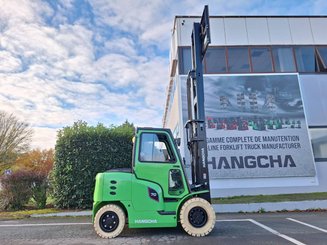 Four wheel front forklift Hangcha X70i - 9