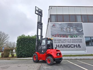All-terrain forklift Hangcha TT30-2