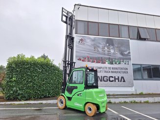 Four wheel front forklift Hangcha XC50i-600 - 10