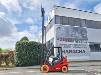 Four wheel front forklift Hangcha XF25G-2 - 8