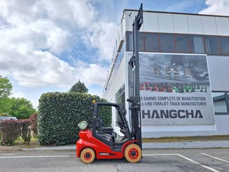 Four wheel front forklift Hangcha XF25G-2 - 9