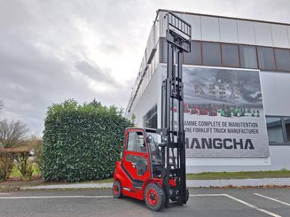 Four wheel front forklift Hangcha XF25G-2 - 7