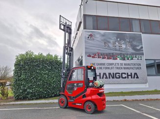 Four wheel front forklift Hangcha XF25G-2 - 10