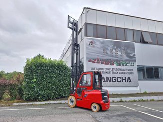 Four wheel front forklift Hangcha AE35