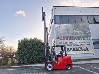 Four wheel front forklift Hangcha AE30 - 8