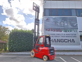 Four wheel front forklift Hangcha AE30 - 10