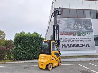 Four wheel front forklift Hangcha XE20Ci