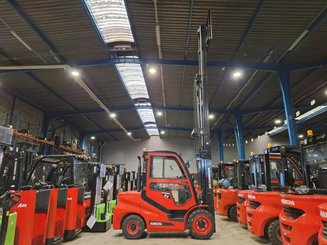 Four wheel front forklift Hangcha XF35D-2 - 9