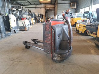 Pedestrian pallet truck Fenwick T18 - 11