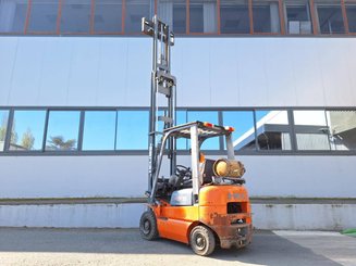 Four wheel front forklift Heli CPYD15