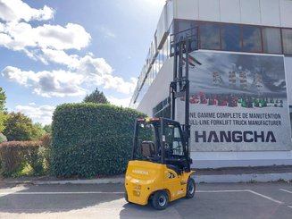 Four wheel front forklift Hangcha XE18i - 11