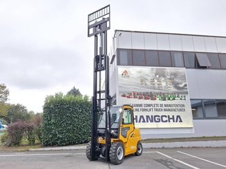 Four wheel front forklift Hangcha XE50i-600