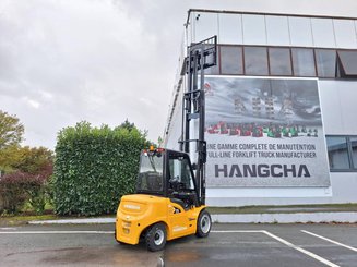 Four wheel front forklift Hangcha XE35i (CPD35-XEY2-SI) - 11