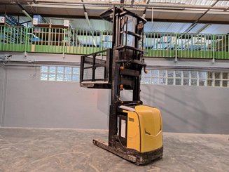Man-up order picker Caterpillar NOH10N