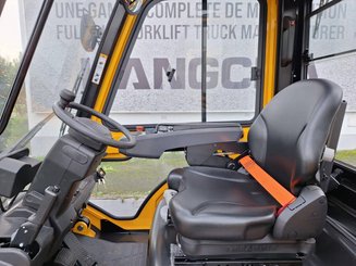 Four wheel front forklift Hangcha XE35i (CPD35-XEY2-SI) - 12