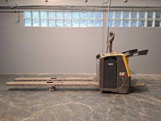 Stand-on pallet truck Caterpillar NPV20N2 - 11