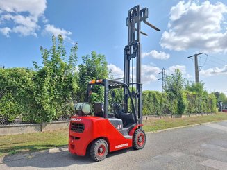 Four wheel front forklift Hangcha XF25G - 12