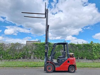 Four wheel front forklift Hangcha CPYD25